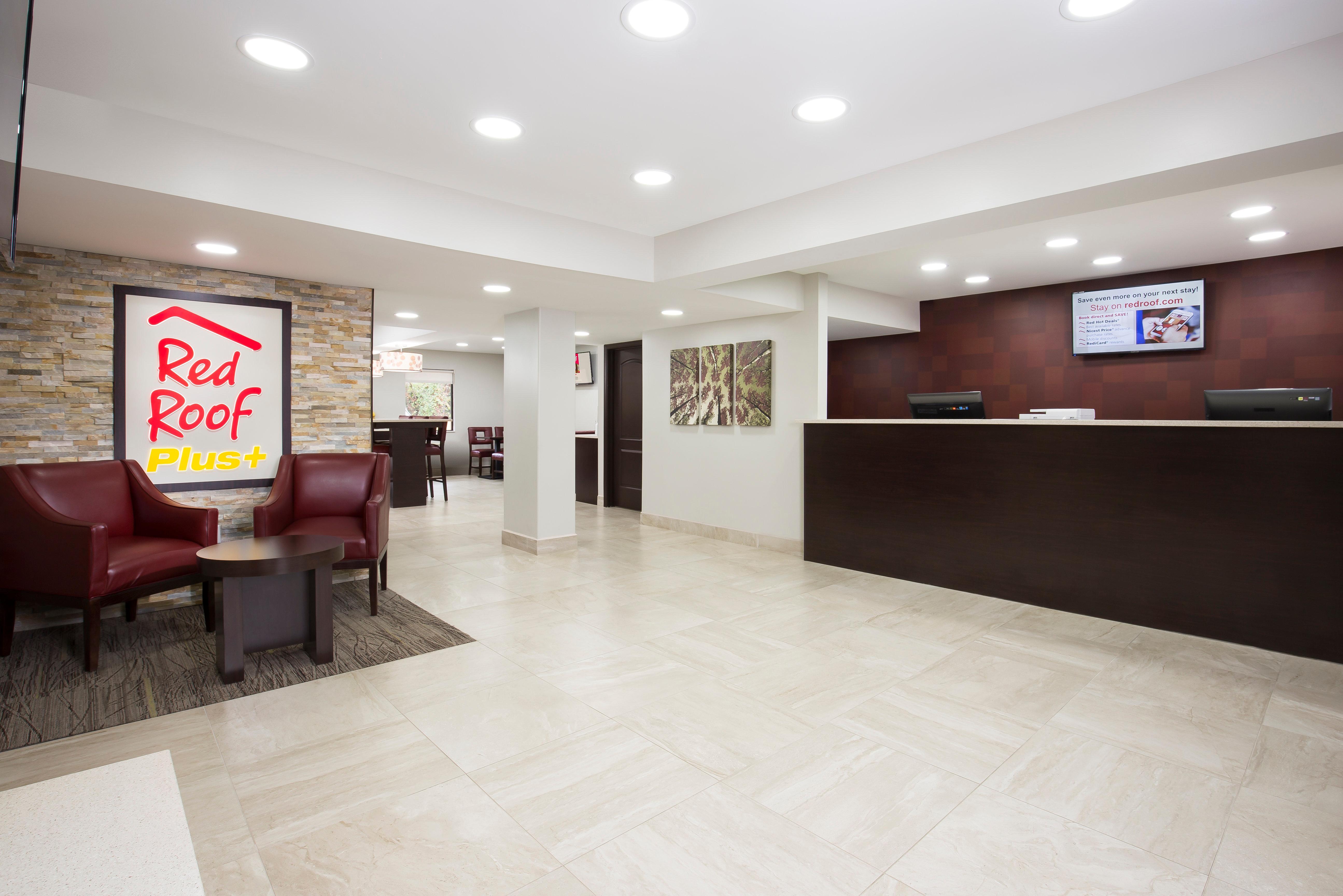 Red Roof Inn Plus+ Birmingham East - Irondale/Airport Bagian luar foto