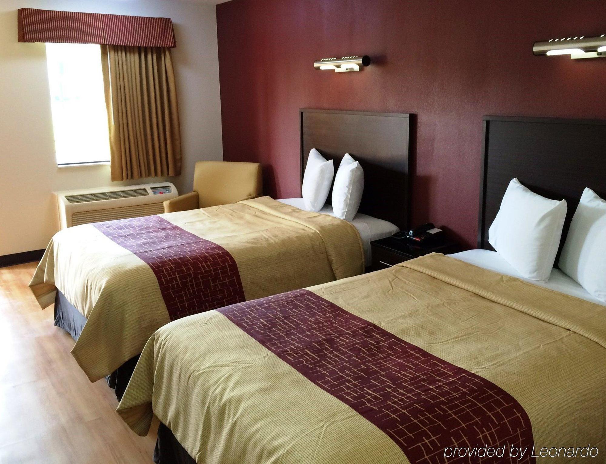 Red Roof Inn Plus+ Birmingham East - Irondale/Airport Bagian luar foto