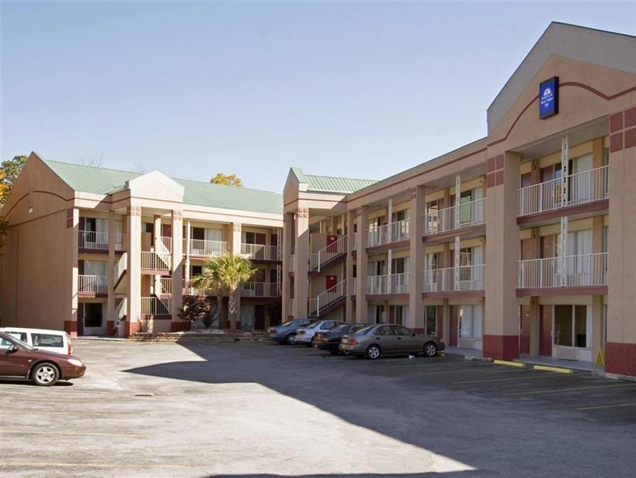 Red Roof Inn Plus+ Birmingham East - Irondale/Airport Bagian luar foto